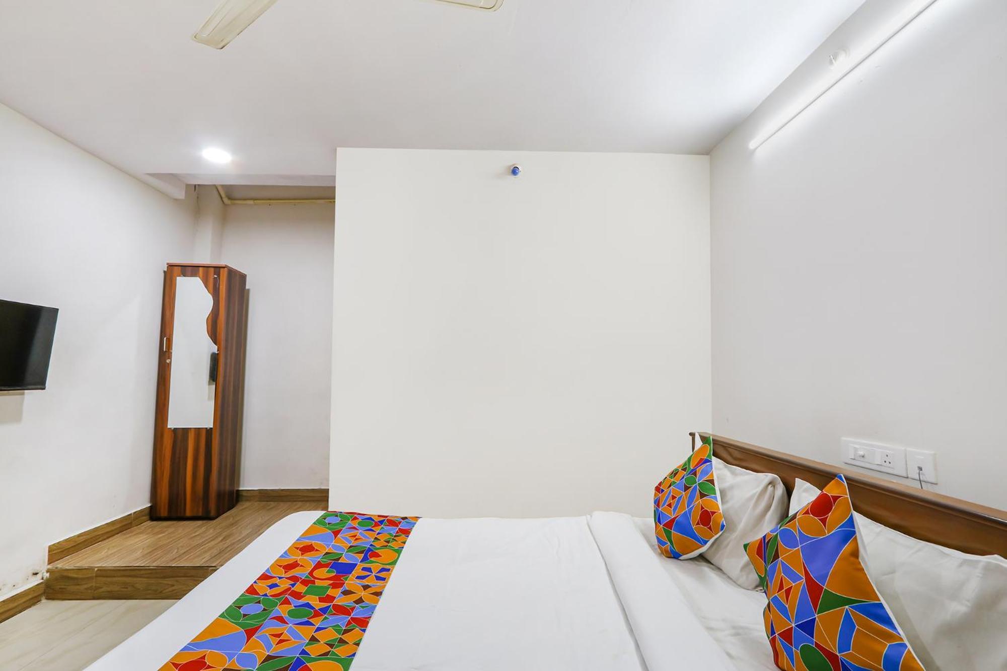 Fabexpress Korner Inn - Sivaji Park Visakhapatnam Luaran gambar